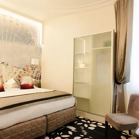Ile De France Opera Hotell