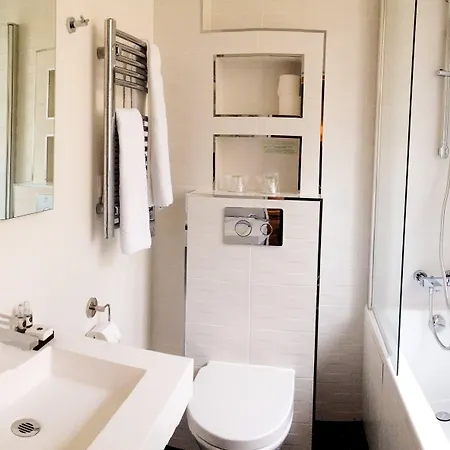 Ile De France Opera 3* Paris