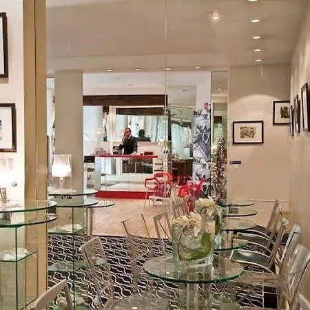 Hotell Ile De France Opera 3*