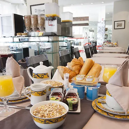 Hotell Ile De France Opera 3*