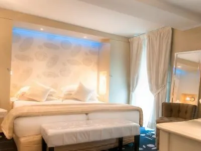 Ile De France Opera 3*