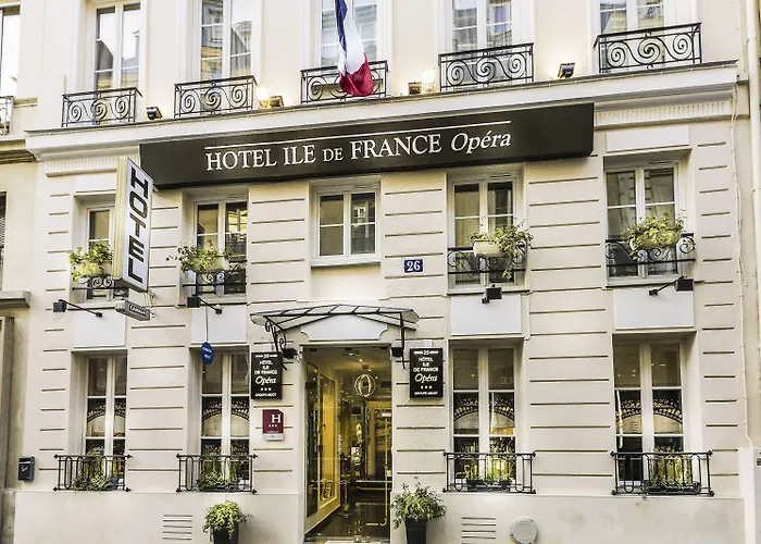 Ile De France Opera Hotel 3*